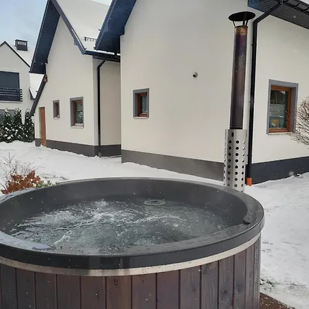 I U Ilony 农家乐 *