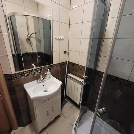 农家乐 I U Ilony *