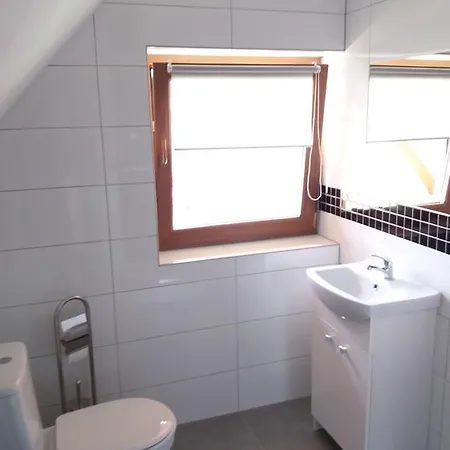 I U Ilony 农家乐 *